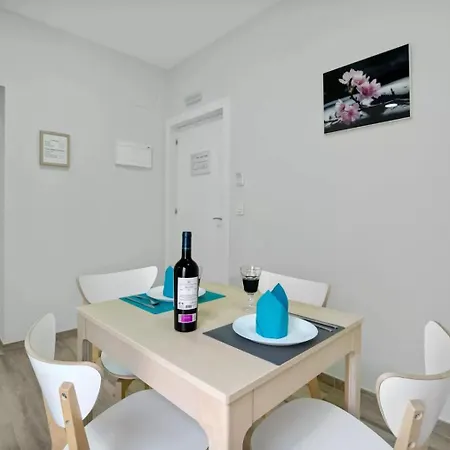 Apart Otel Umihouse Centro Alicante